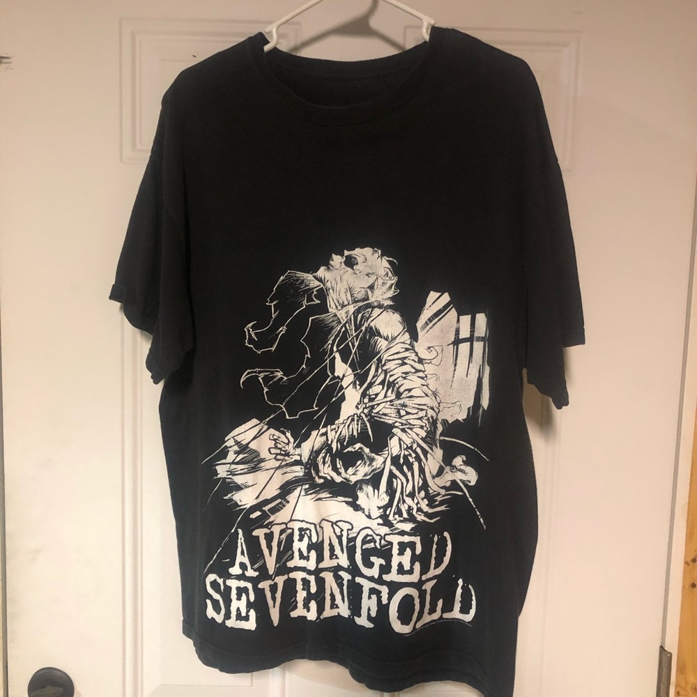 Vintage Avenged Sevenfold shirt.